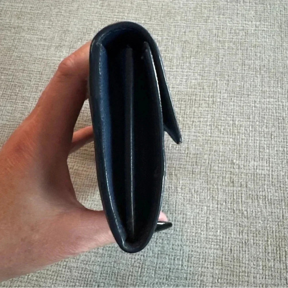 PRADA Saffiano Wave Continental Flap Wallet Bluette & Azzurro - Picture 14 of 15